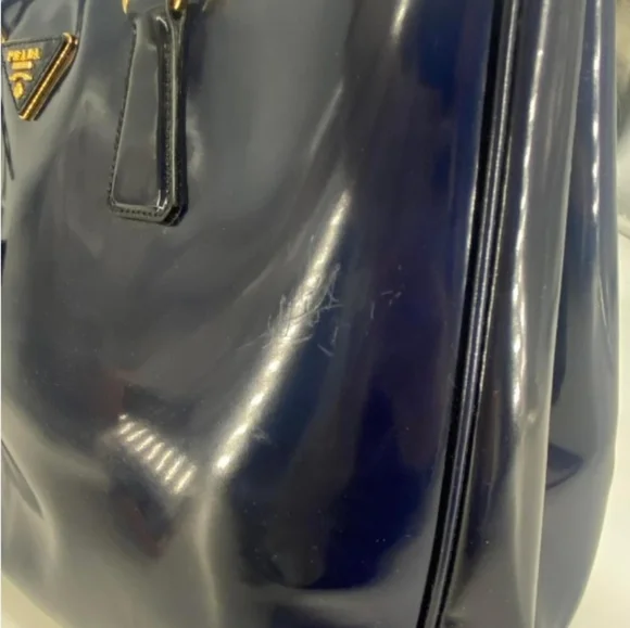 Prada Spazzolato Gardner Tote - Picture 14 of 16